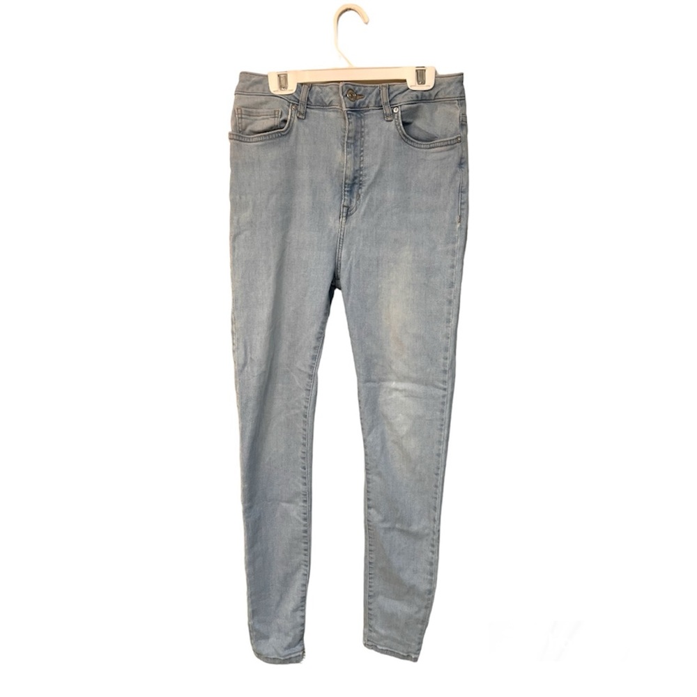 ☆ Forever 21 Light Blue Jeans ☆